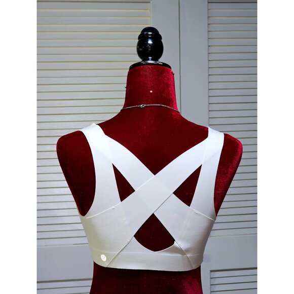 Lululemon Women's Cream Cross-Back Sports Bra With Zip Closure Size 34DD 2592 - Picture 3 of 14